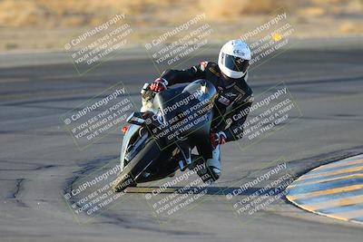 media/Oct-06-2024-Race Pace (Sun) [[d7d39ec7ad]]/1-Turn 10 (730am)/